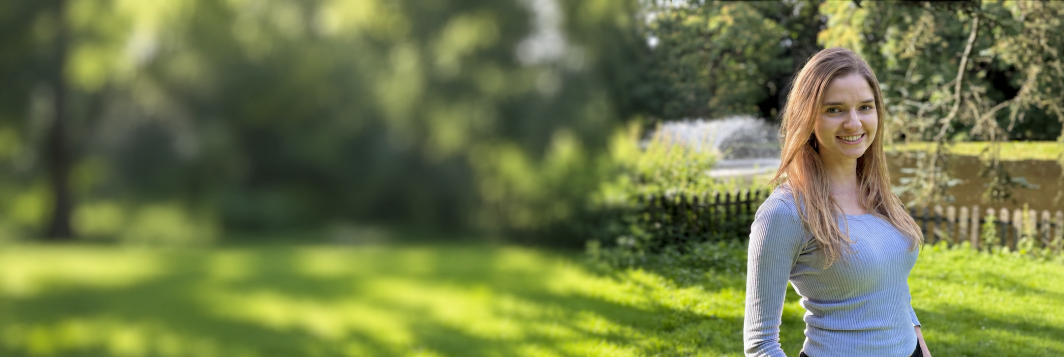 Diana Arnautu smiling in a park